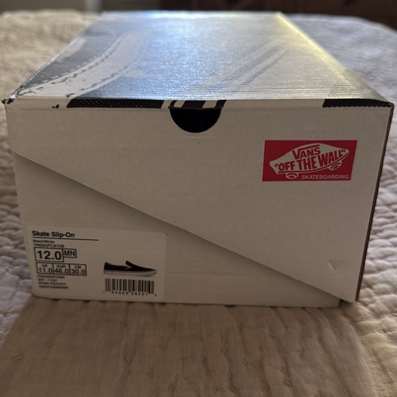 Vans Men’s Black Slides Shoes - Picture 2 of 6